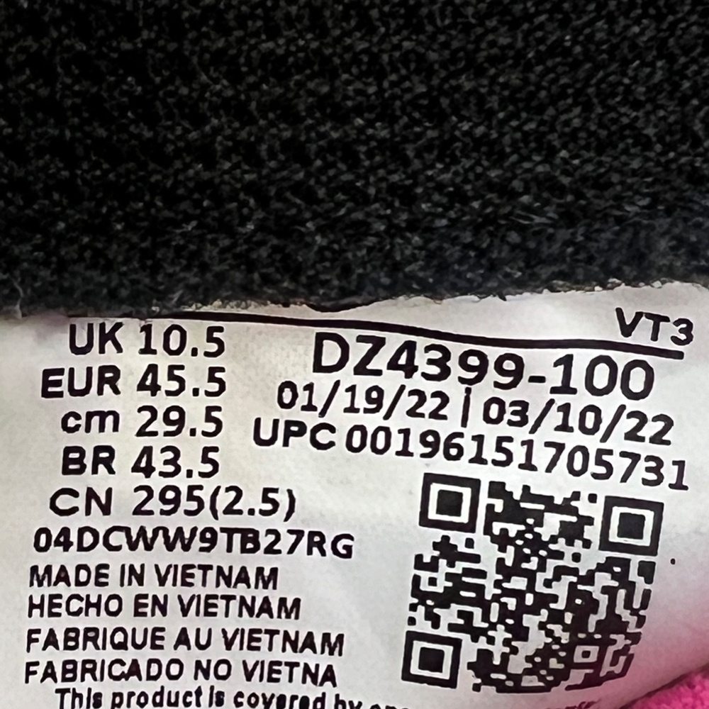 Nike Air Max Pre-Day Platinum Volt Running Shoes DZ4399-100 Men's Size 11.5 - Picture 7 of 8